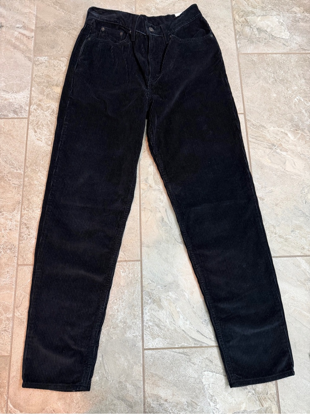 Levi's Retro Black High Waisted Ribbed Corduroy Mom Jeans Women’s Size 27